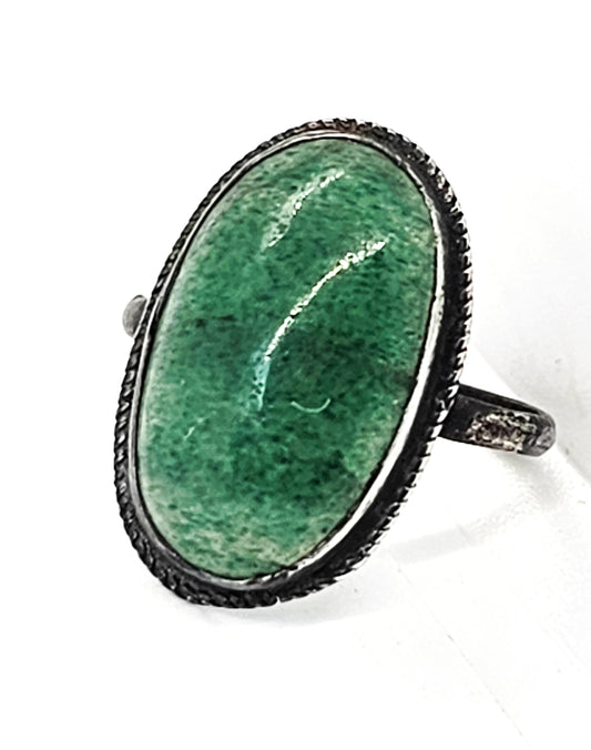 Nephrite Jade vintage green jade gemstone sterling silver ring size 8