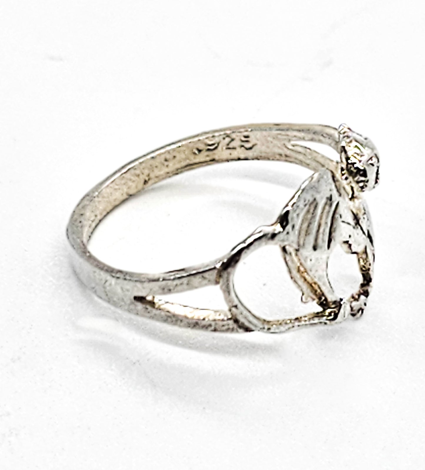 Scaredy cat retro feline split shank open work vintage sterling silver ring size 5