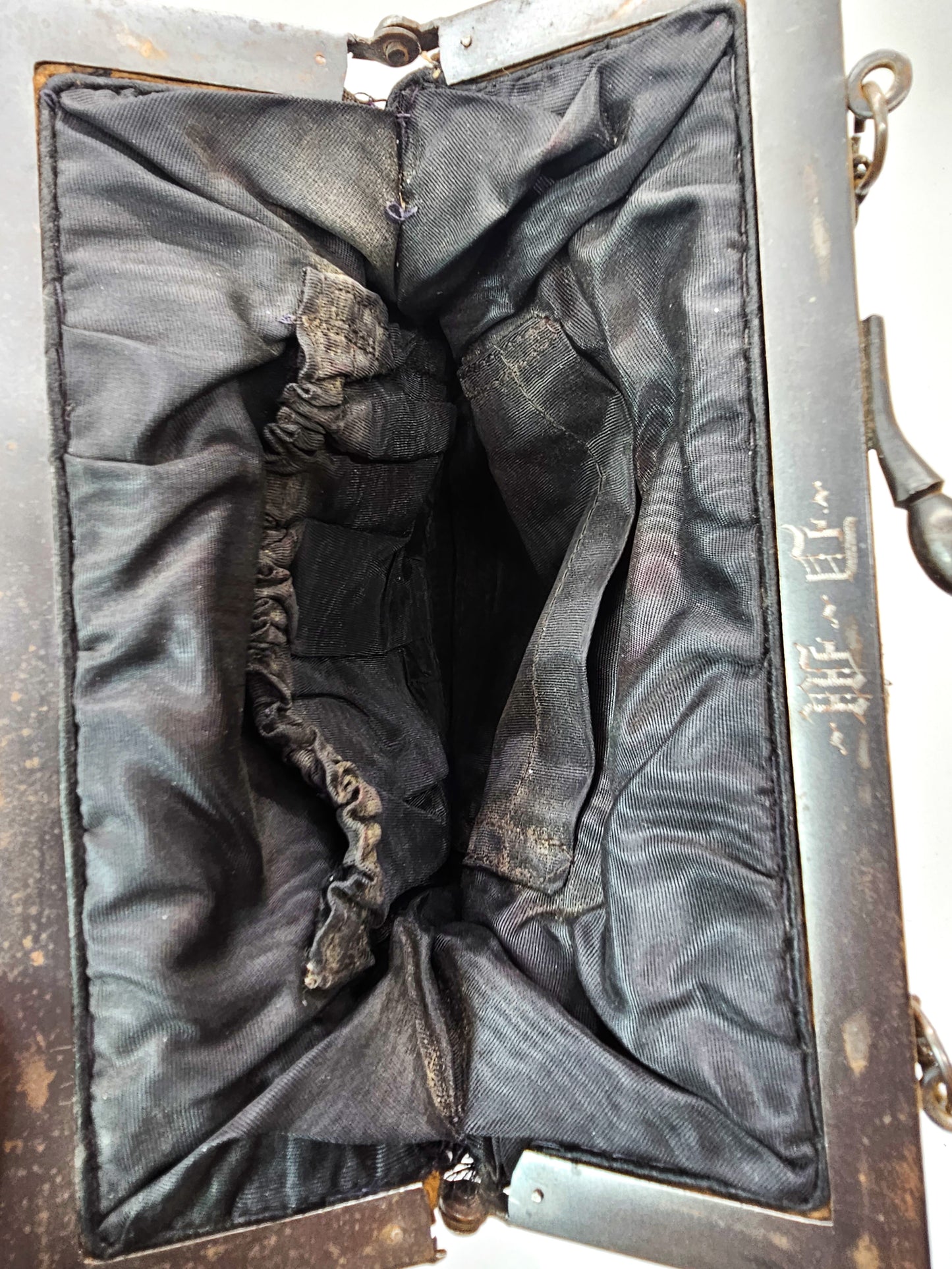 Victorian 19th century black beaded silver plated antique purse