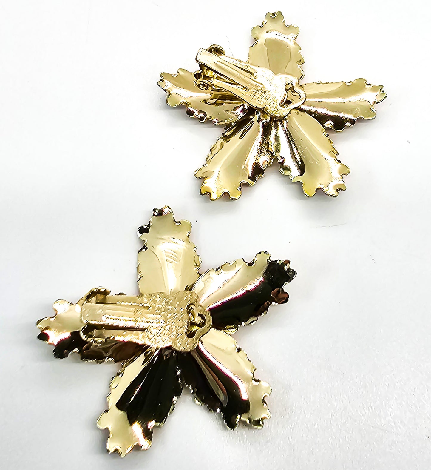 Black & gold rhinestone vintage mid century tin flower earrings and brooch set