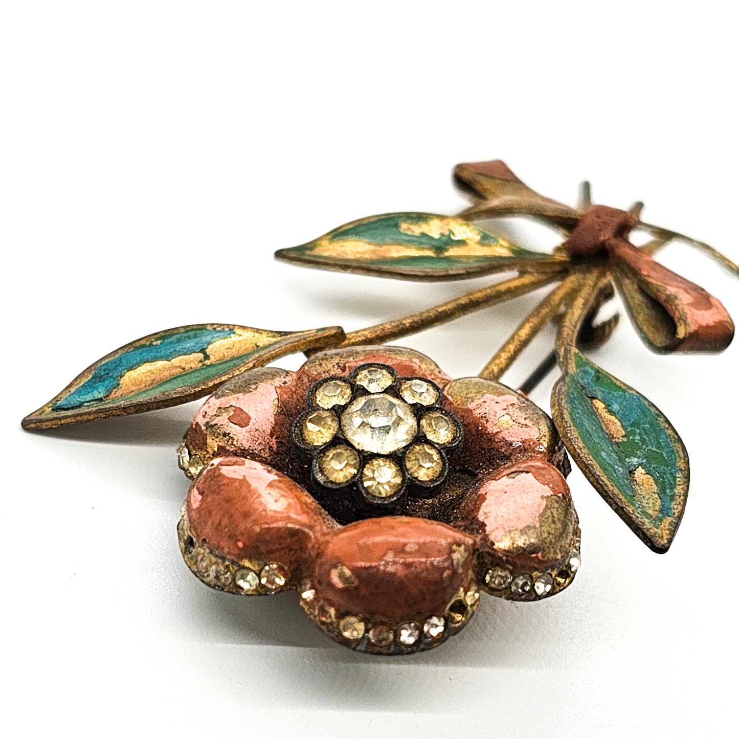 Coro Trembler Art Deco flower with ribbon vintage rhinestone brooch