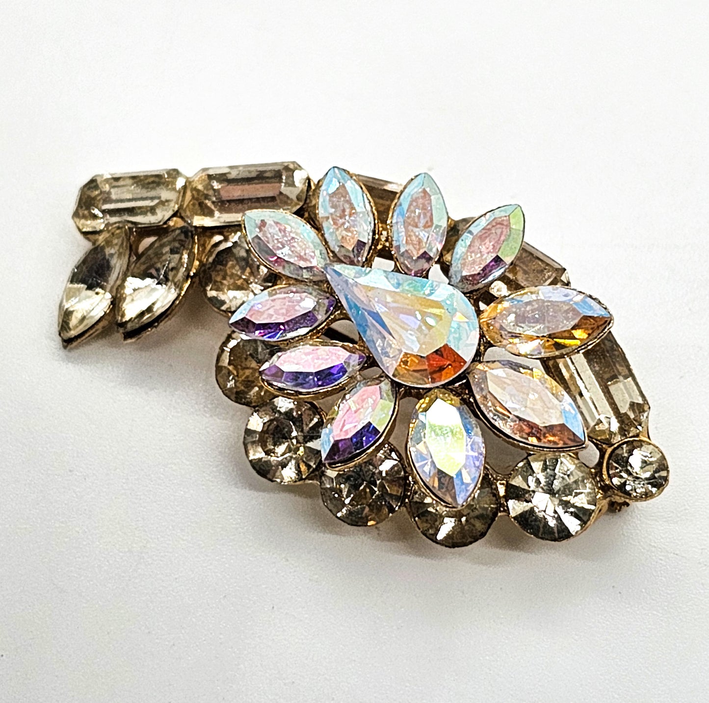 Anda Modes New York Aurora borealis vintage rhinestone key brooch