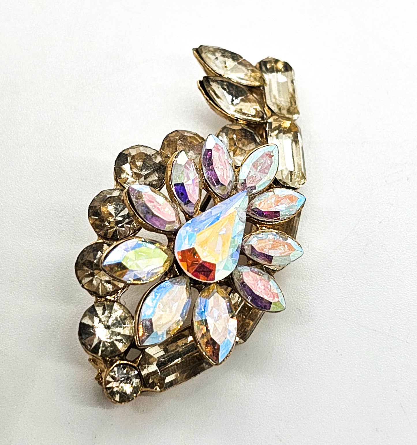 Anda Modes New York Aurora borealis vintage rhinestone key brooch