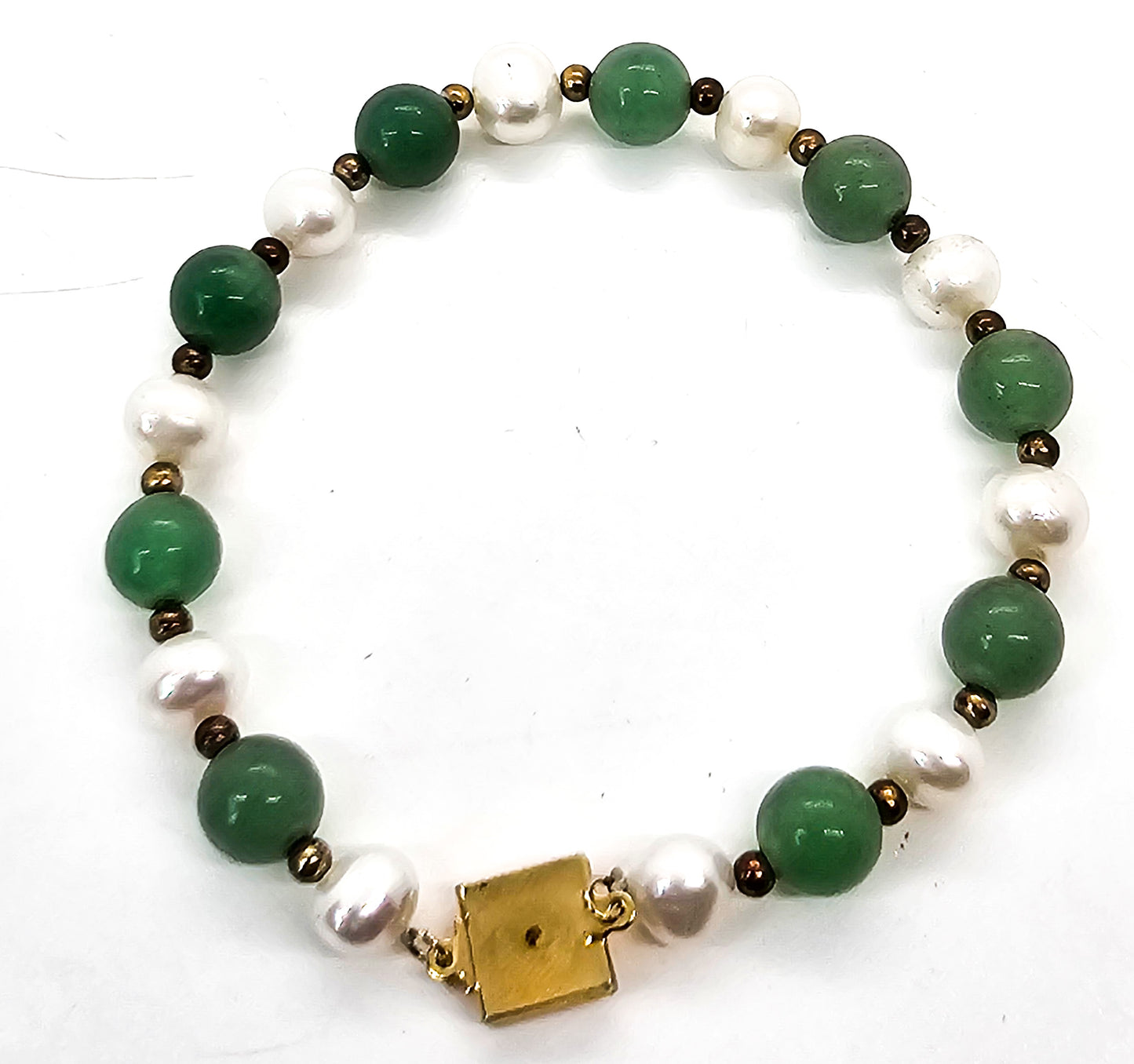 Nephrite Jade and White Freshwater Pearl 14k gold filled bracelet