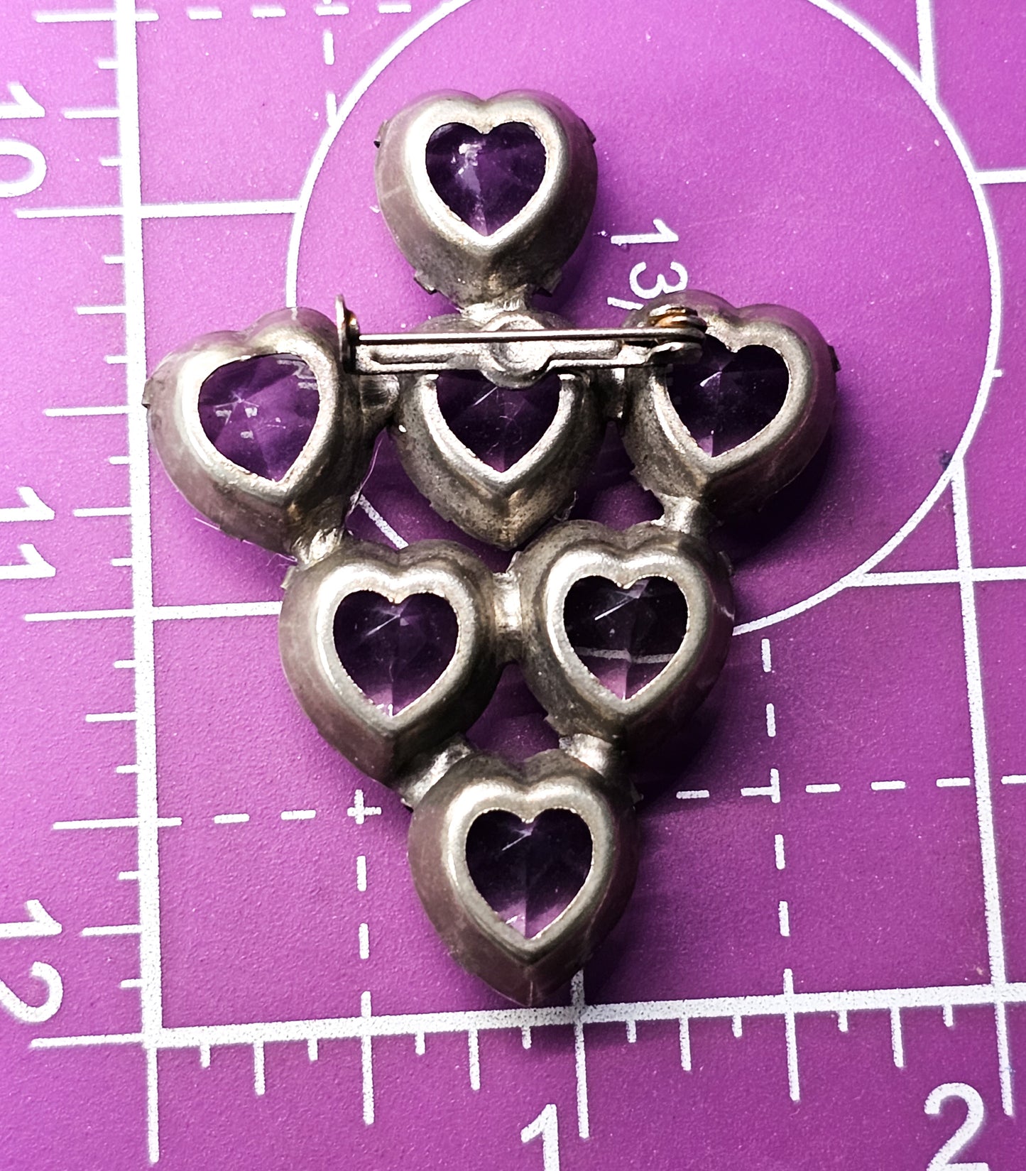 Clear heart faceted open work vintage prong set rhinestone cluster brooch