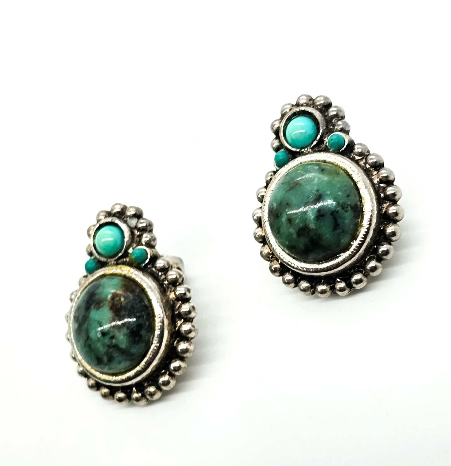 Graziano Southwestern turquoise cab signed clip on earrings