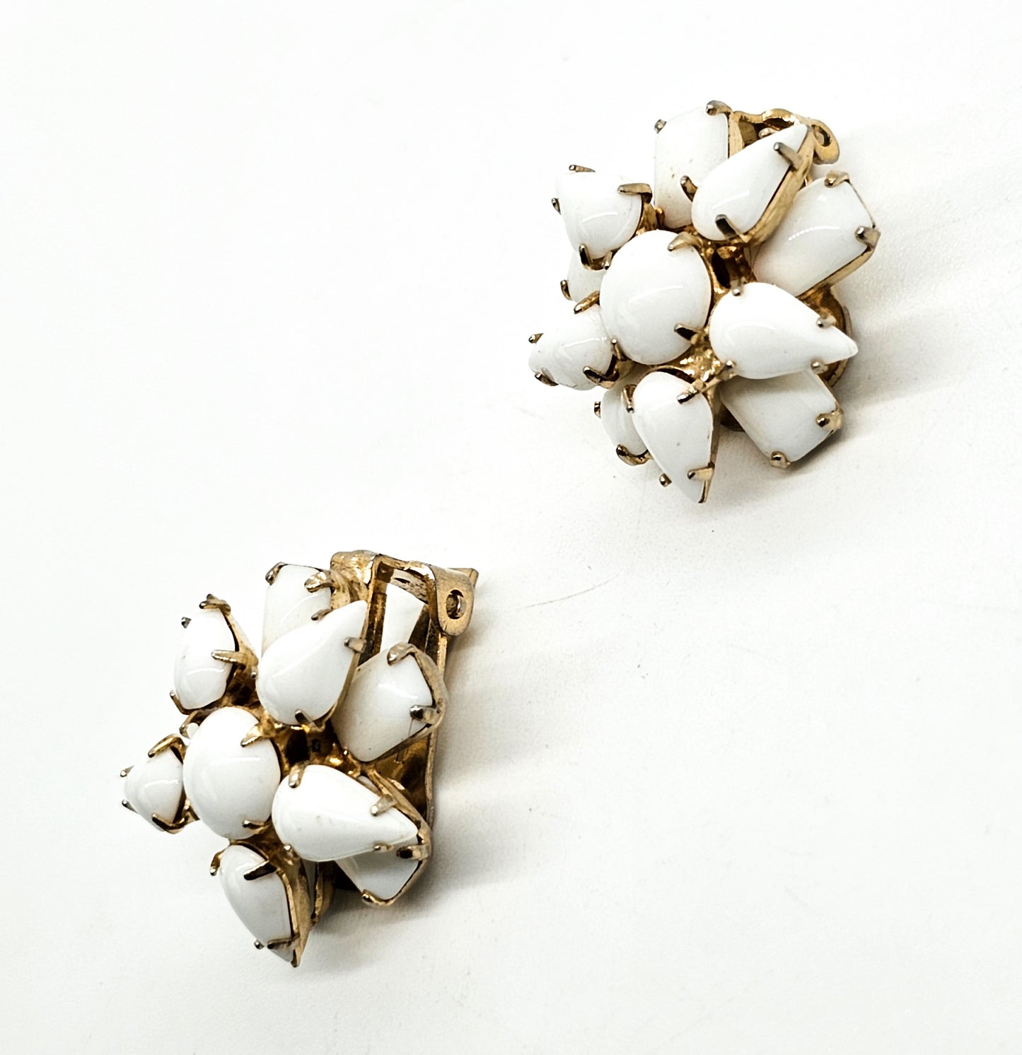 White milk glass rhinestone gold toned vintage clip on earrings