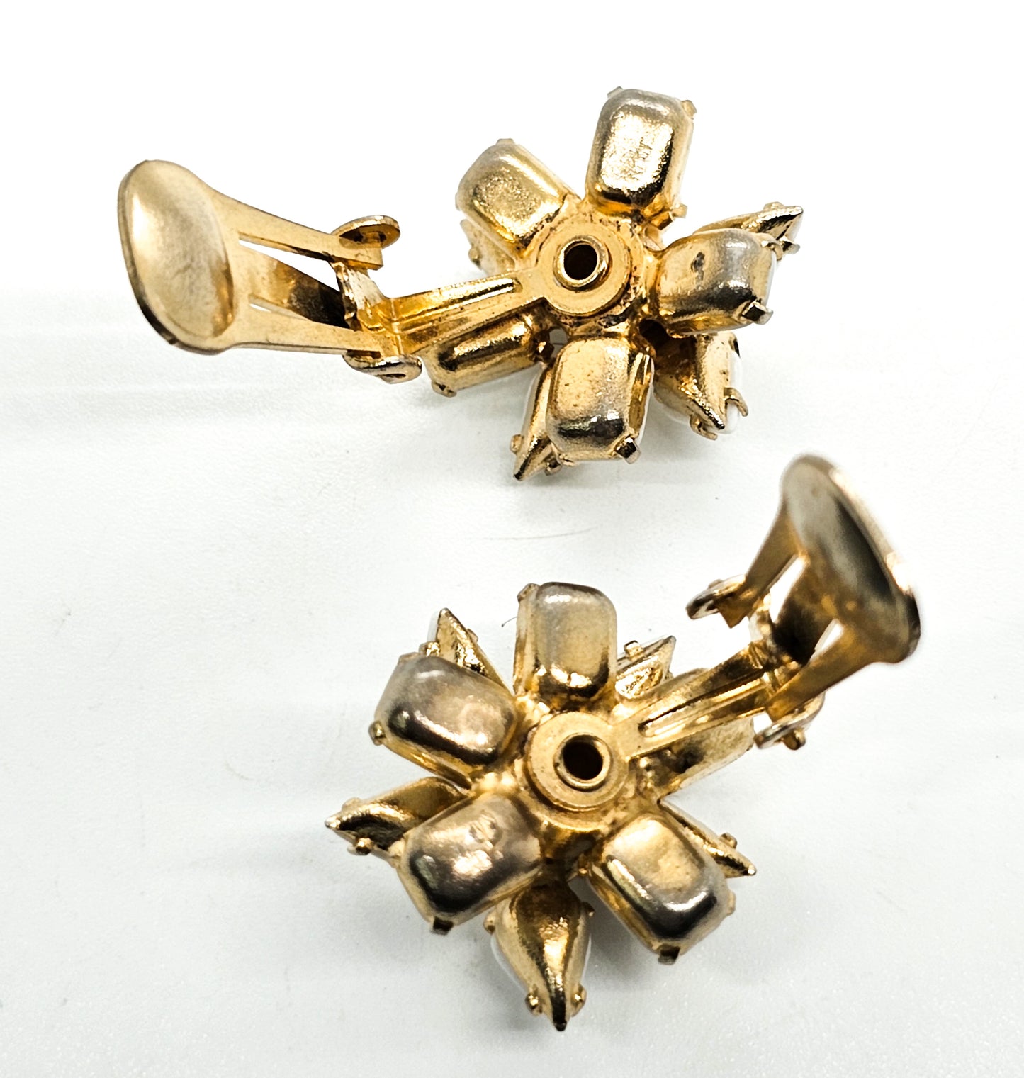 White milk glass rhinestone gold toned vintage clip on earrings