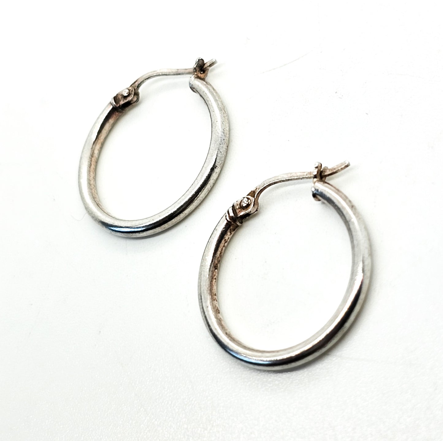 FAS sterling silver lever back 3/4ths of an inch signed vintage hoop earrings
