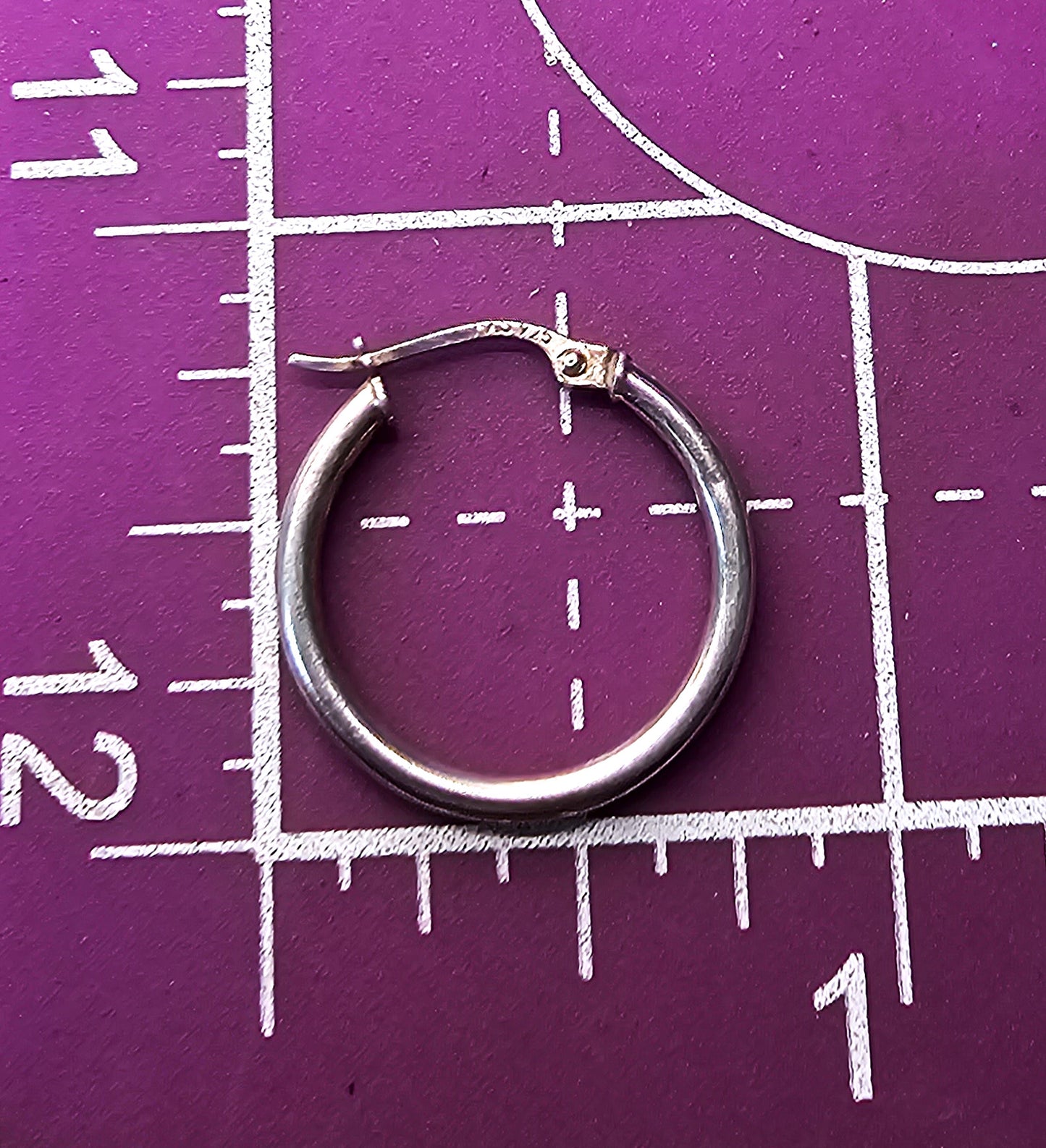 FAS sterling silver lever back 3/4ths of an inch signed vintage hoop earrings