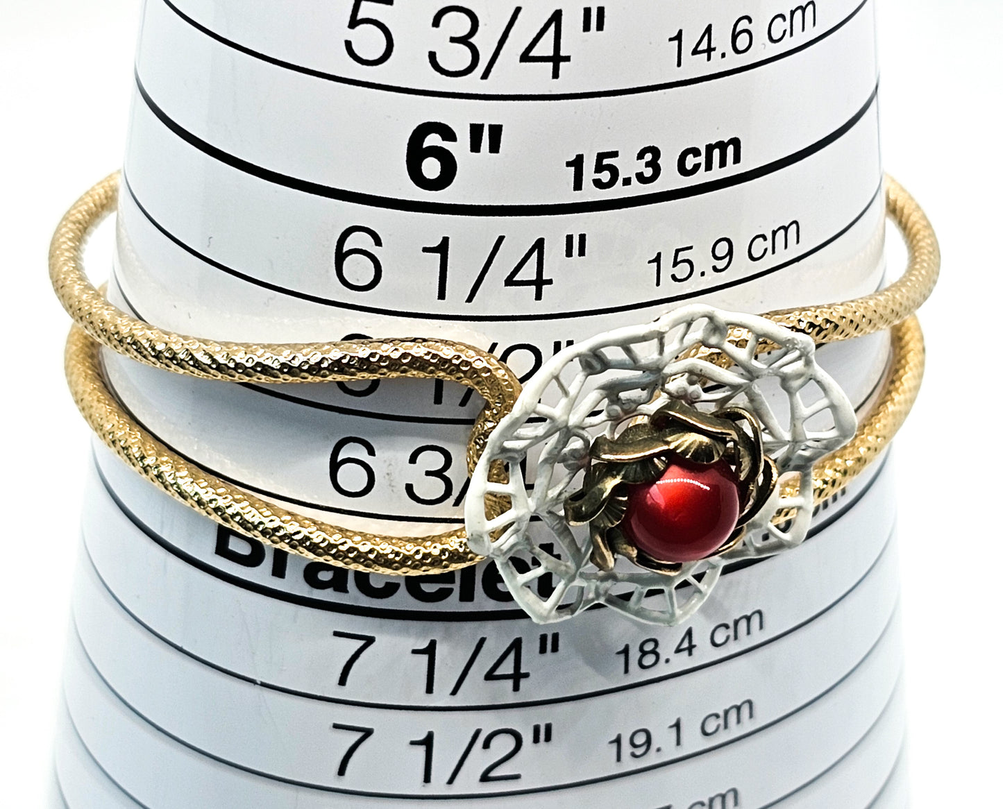 Open work Red and white flower vintage gold toned clamper bracelet