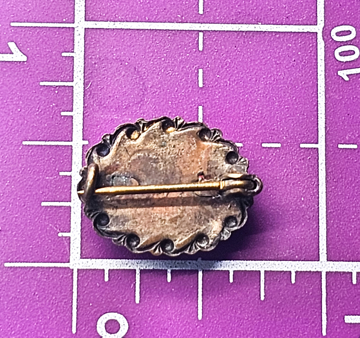 Victorian Mother of pearl ribbed dainty small gold filled antique brooch