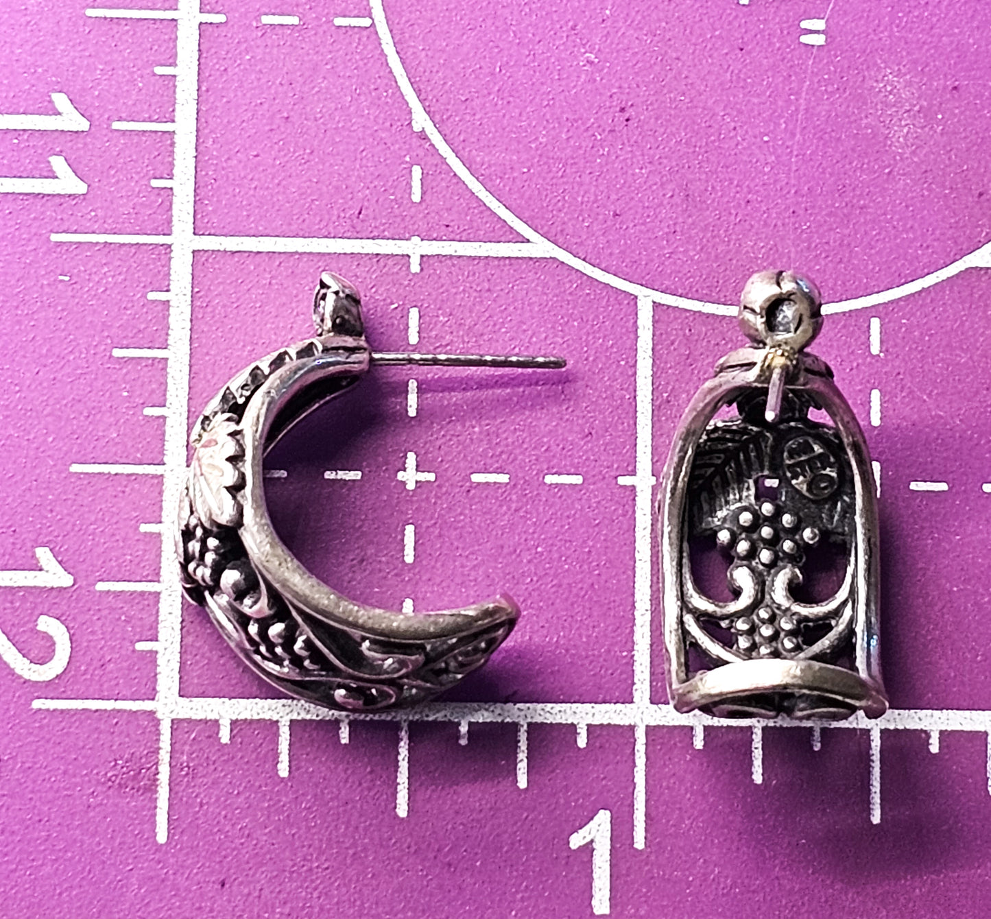 Black Hills Gold grape leaf vintage sterling silver hoop earrings Gold Diggers