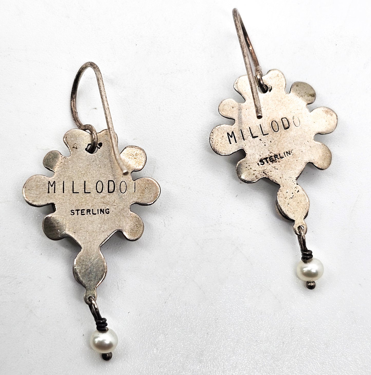 Millodot Jane Carpenter reverse painted artisan vintage sterling silver heart earrings