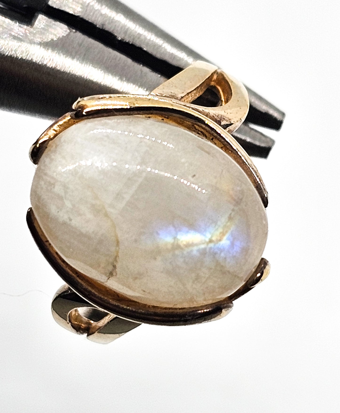 Rainbow flash moonstone PJM vermeil gold over sterling silver split shank ring size 8