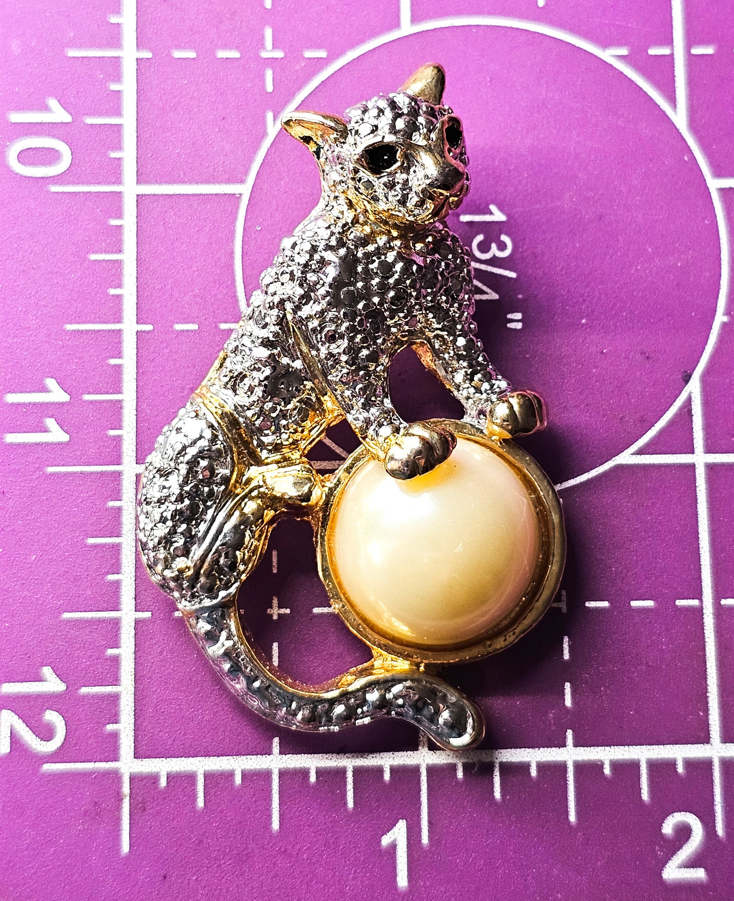 Big Cat Silver and Gold toned faux pearl vintage figural feline brooch