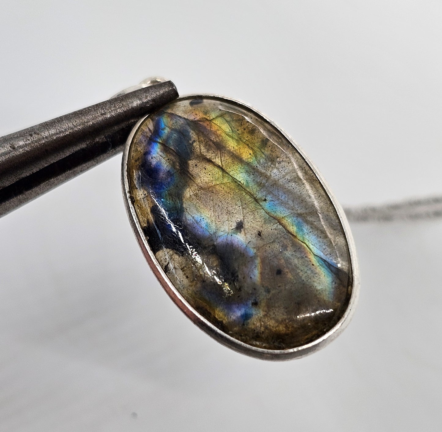 Labradorite flashy rainbow gemstone sterling silver pendant necklace