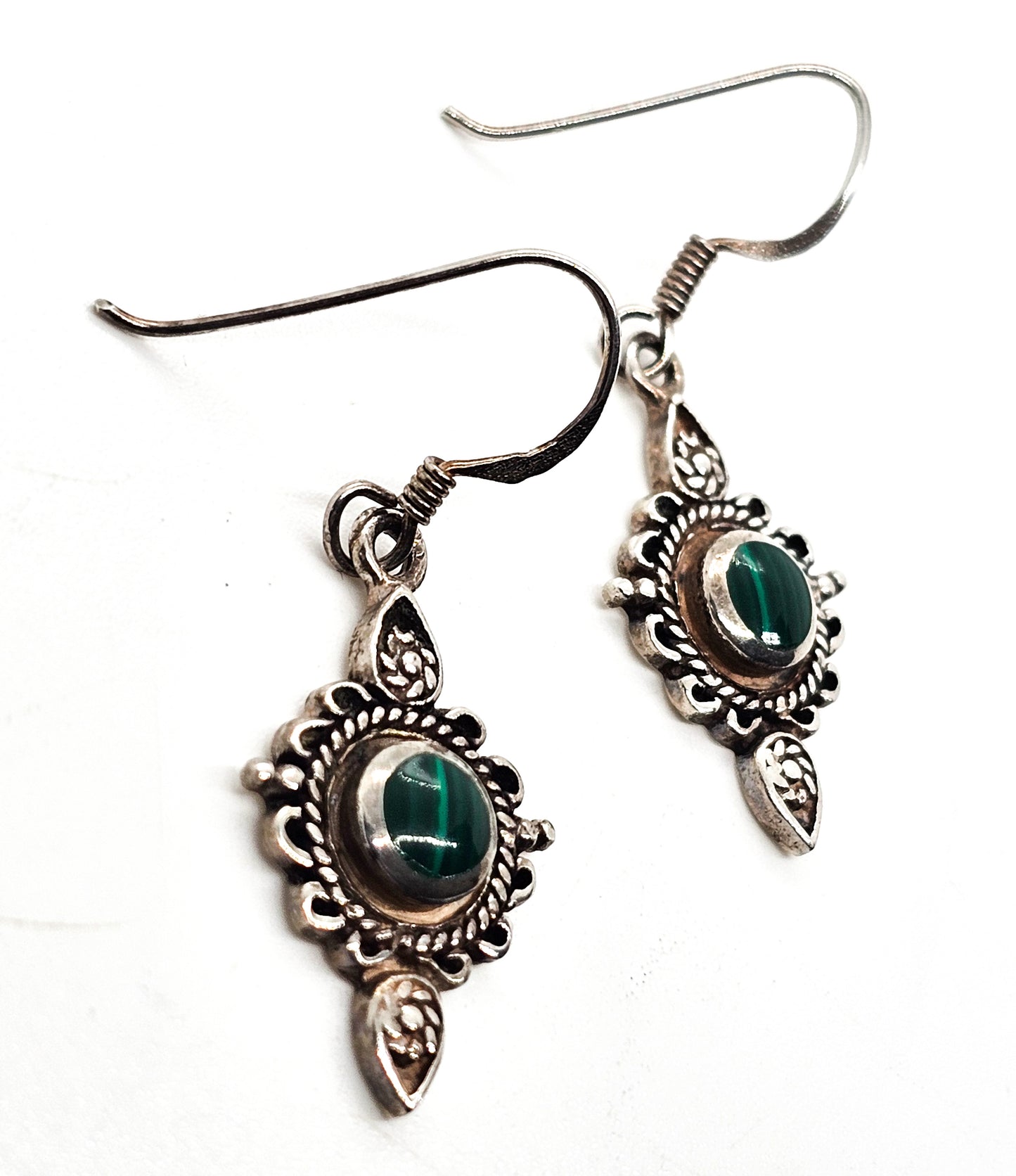 Malachite Southwestern tribal drop vintage sterling silver green gemstone earrings