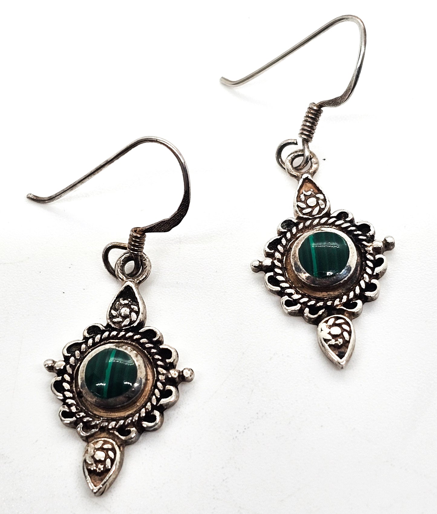 Malachite Southwestern tribal drop vintage sterling silver green gemstone earrings