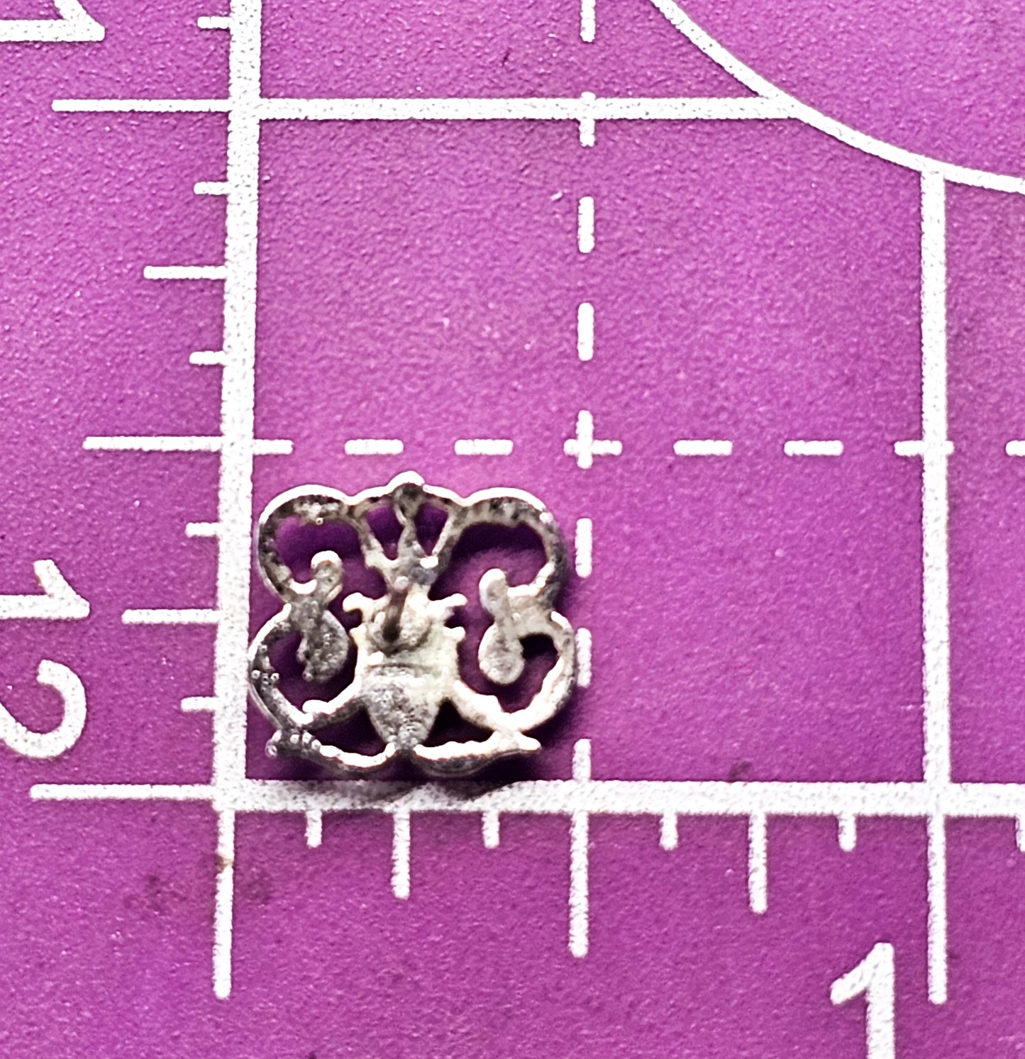Art Nouveau open work filigree vintage sterling silver stud earrings