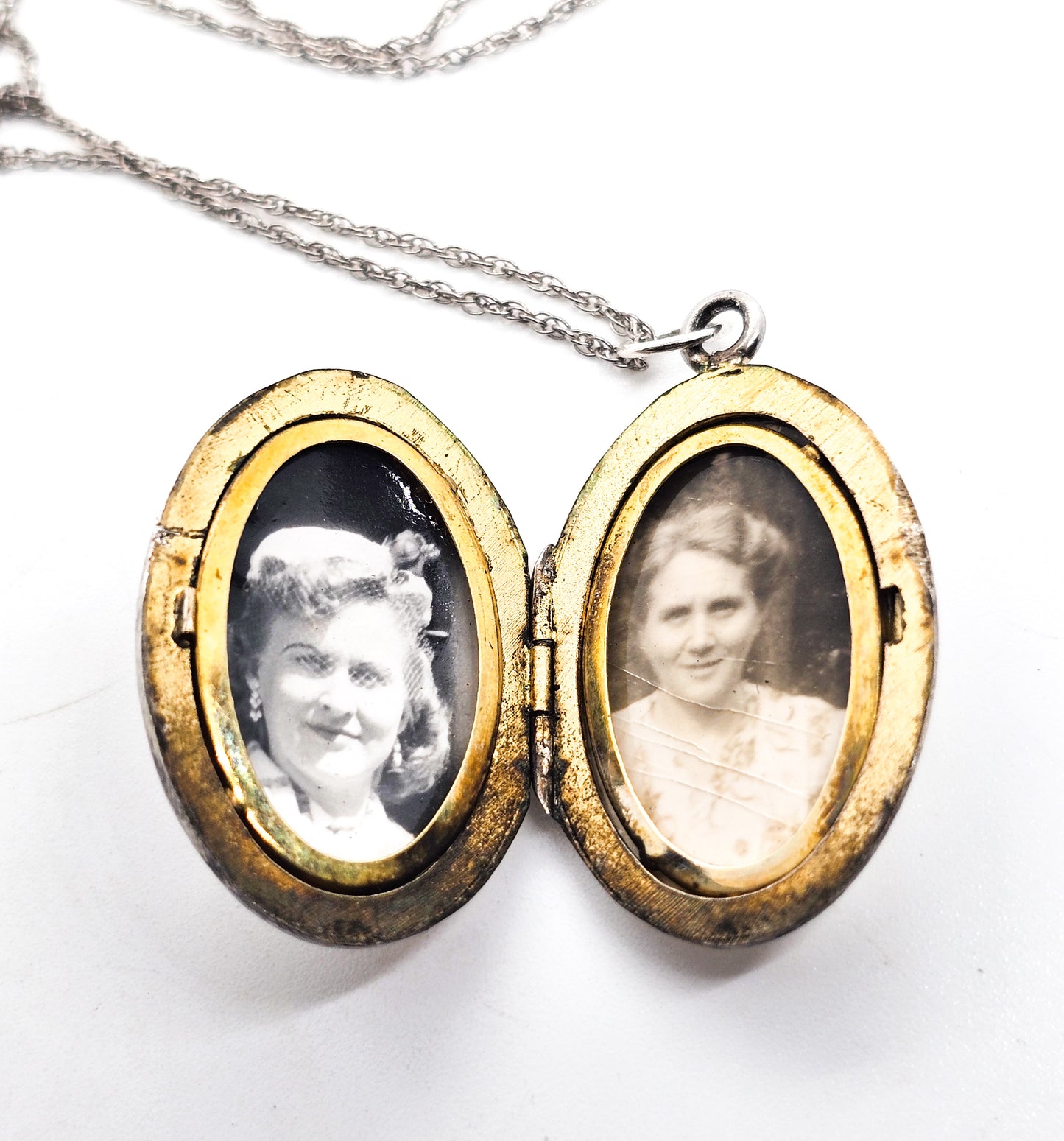 Bliss Brothers Co blooming flower gold over sterling silver antique locket necklace w/photos