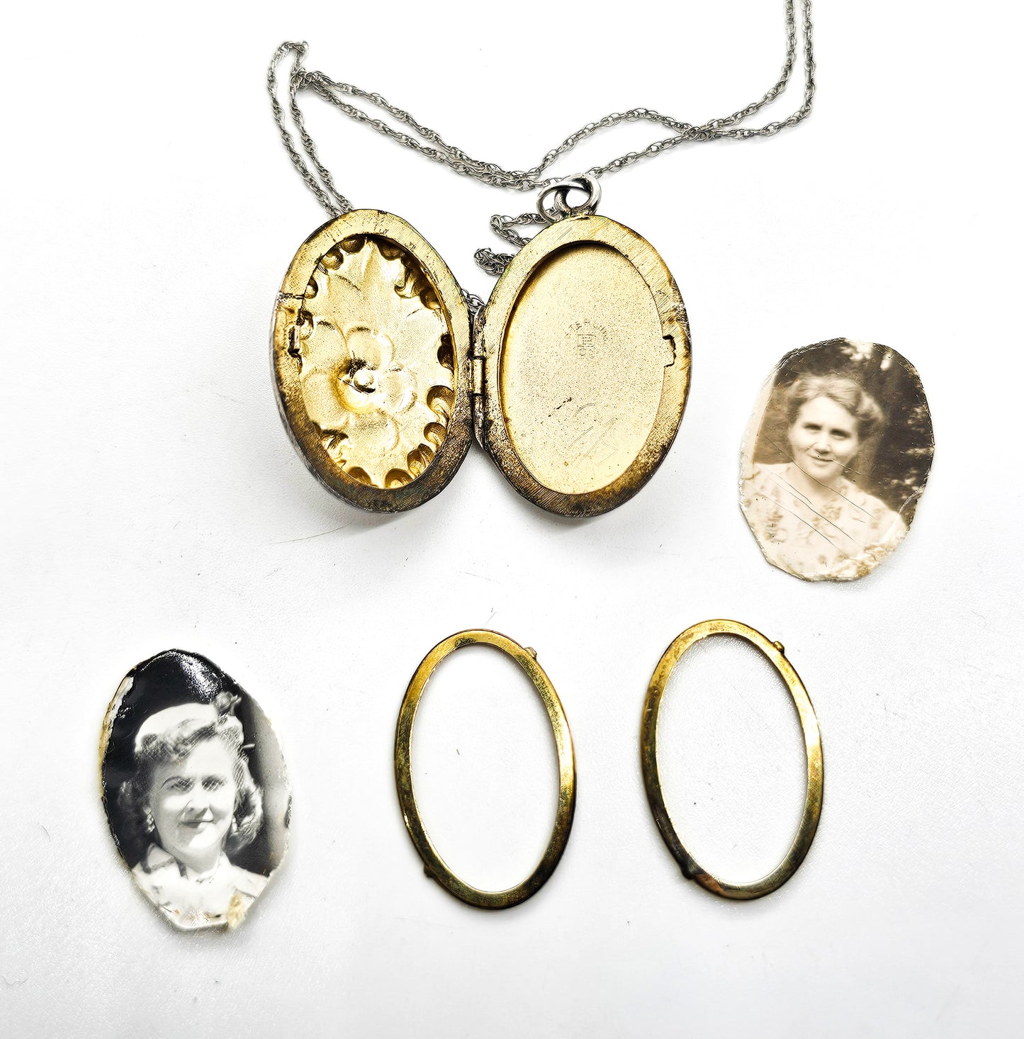 Bliss Brothers Co blooming flower gold over sterling silver antique locket necklace w/photos