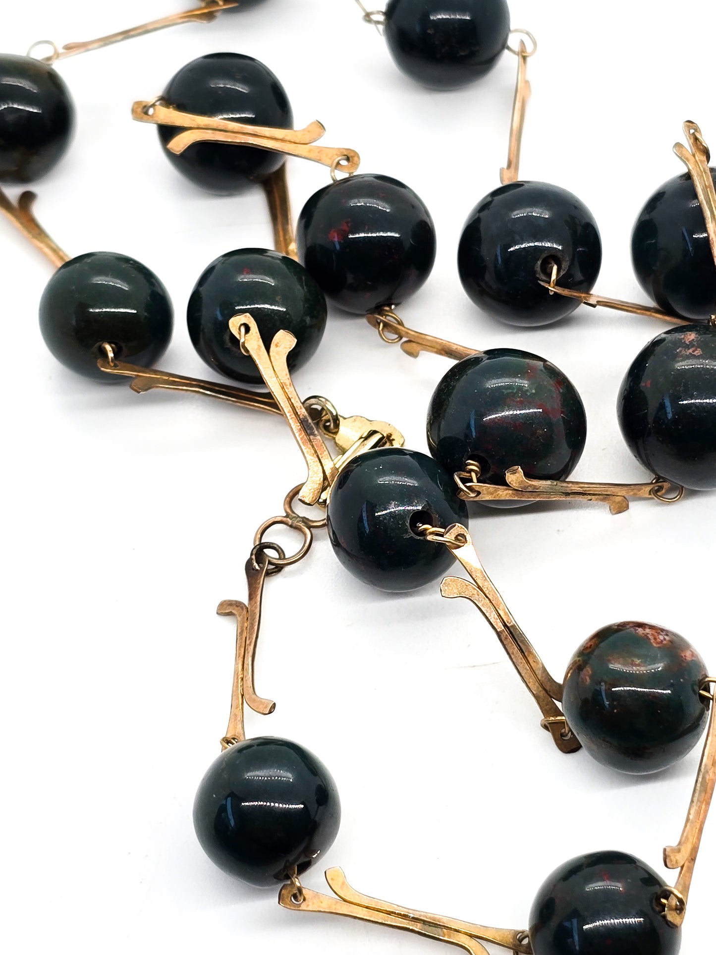 Bloodstone large 15mm beaded graduated stationary gold filled artisan vintage necklace