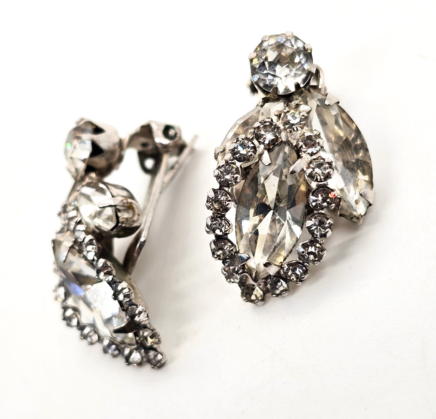 Weiss clear rhinestone chaton halo vintage  signed clip on earrings