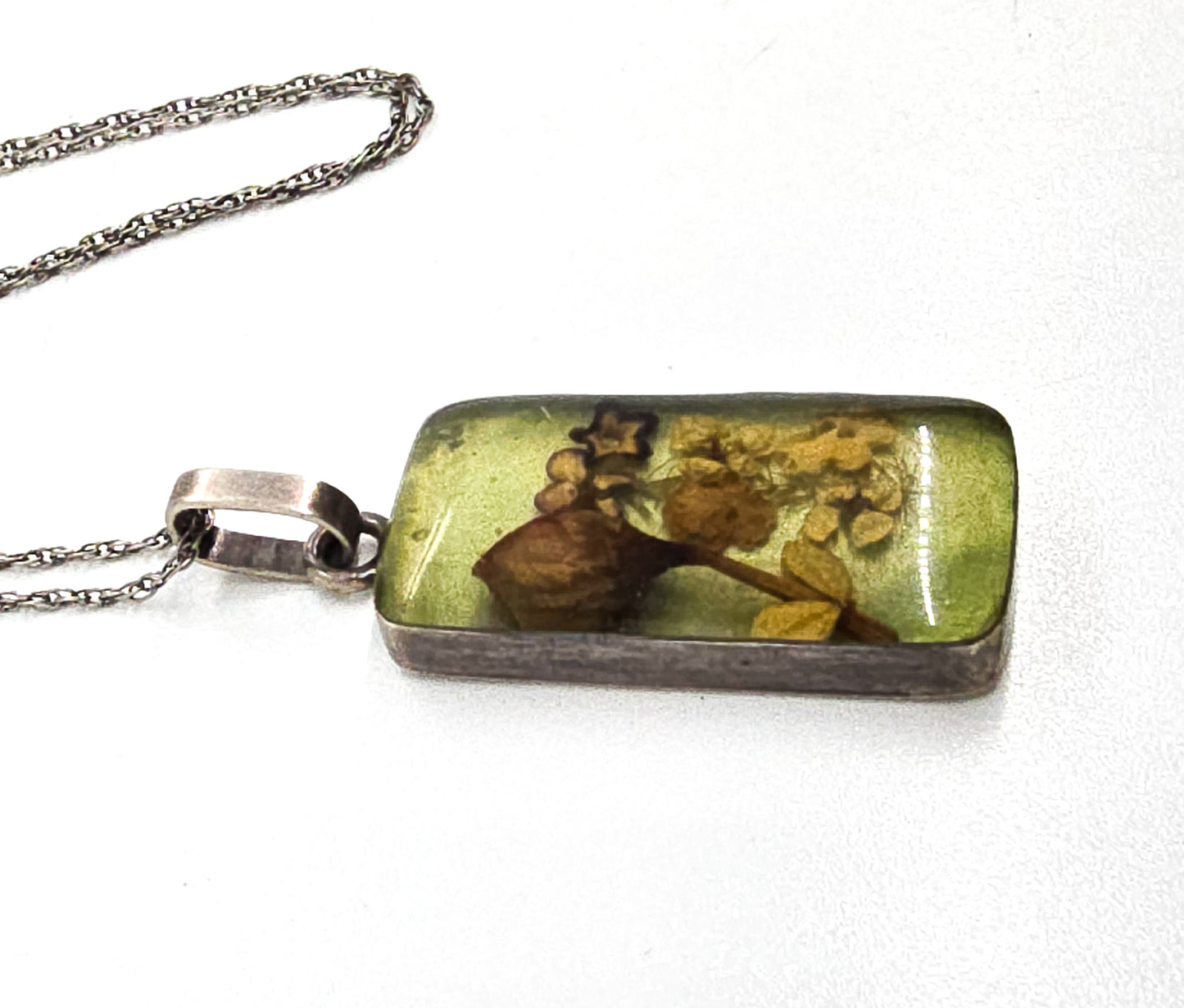 Dried natural flowers retro hippy vintage 1970's sterling silver pendant necklace cottage core