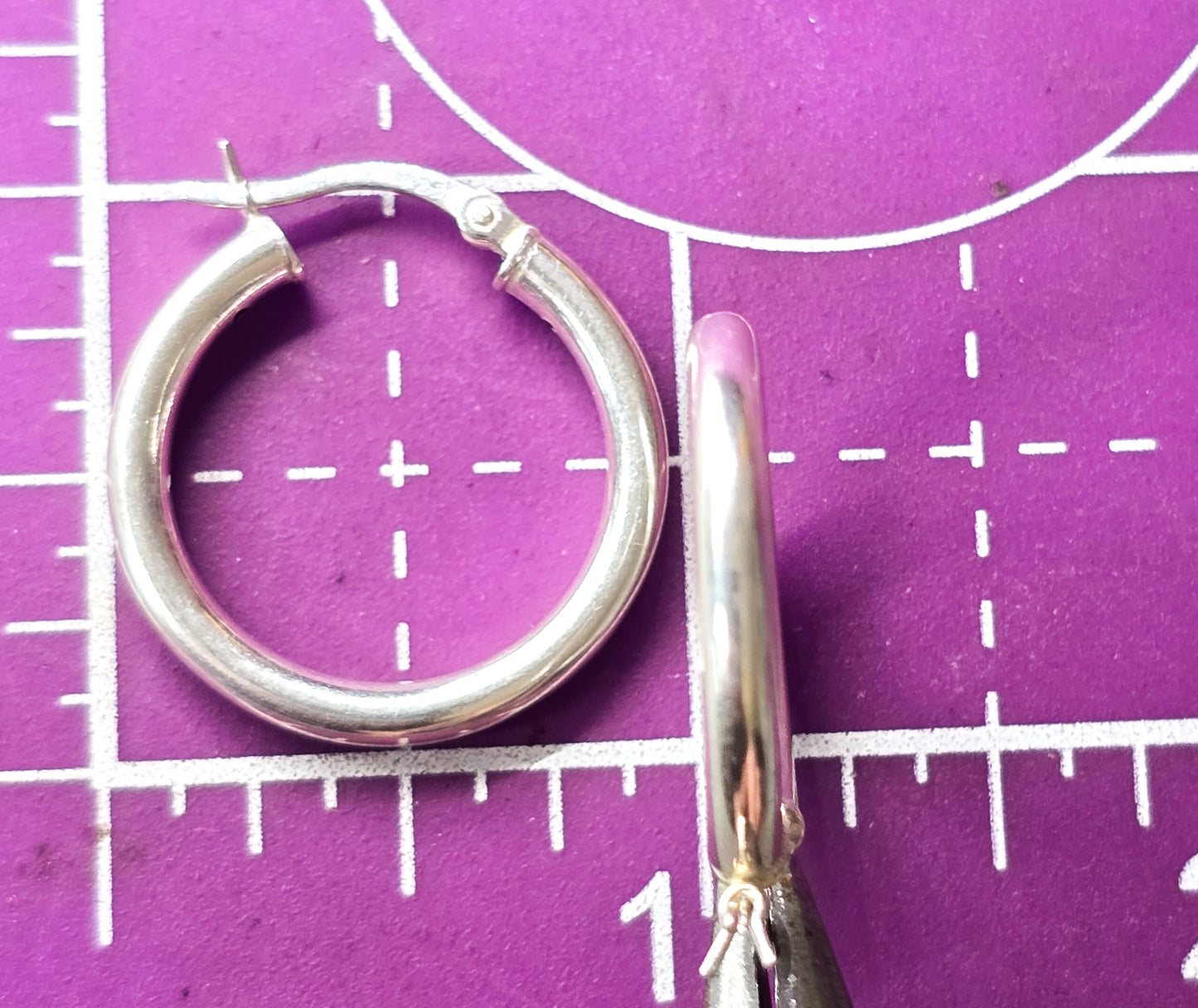 Thick round lever back sterling silver vintage retro hoop earrings