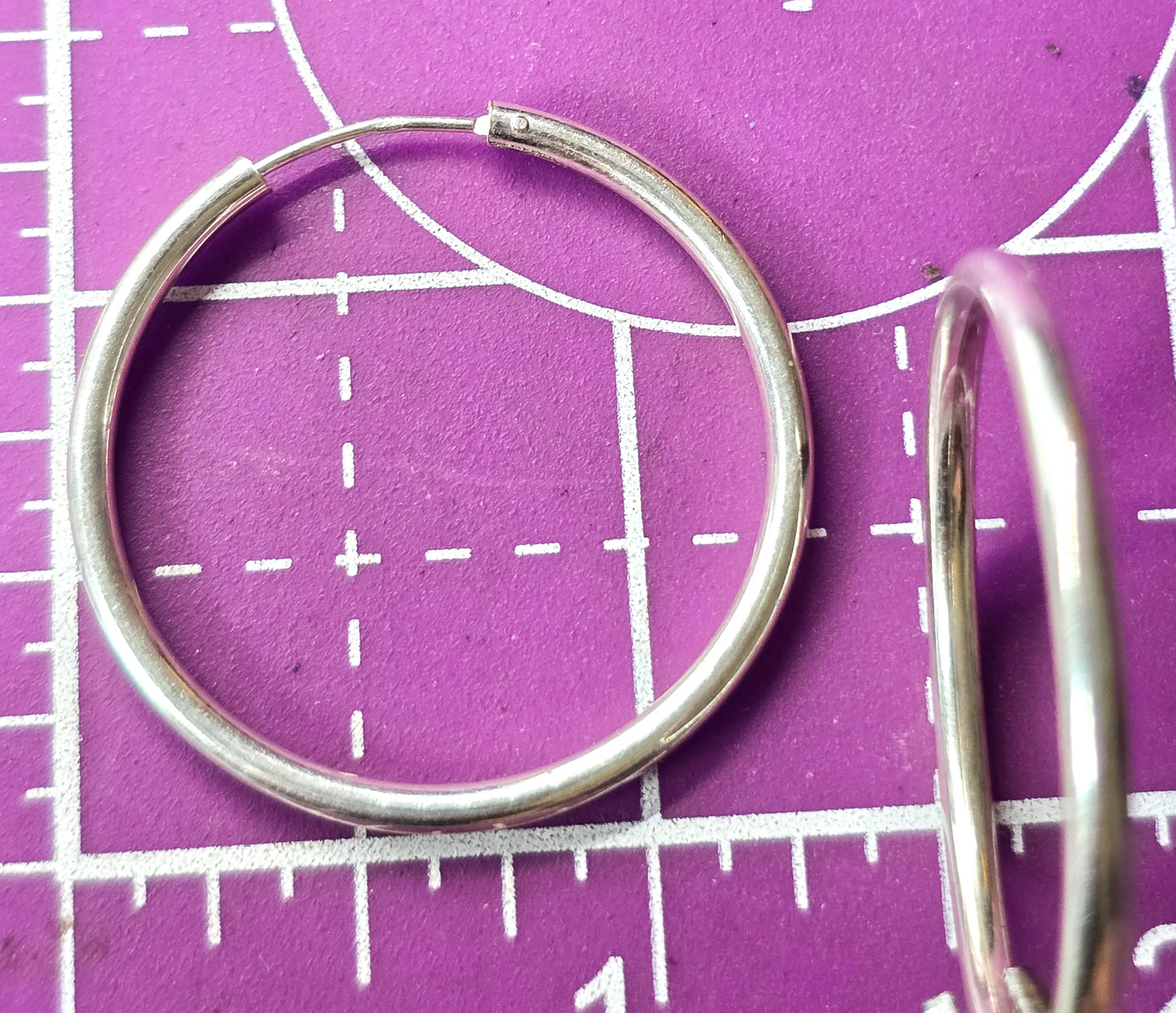 Thin silver hoops internal threaded vintage retro hoop earrings