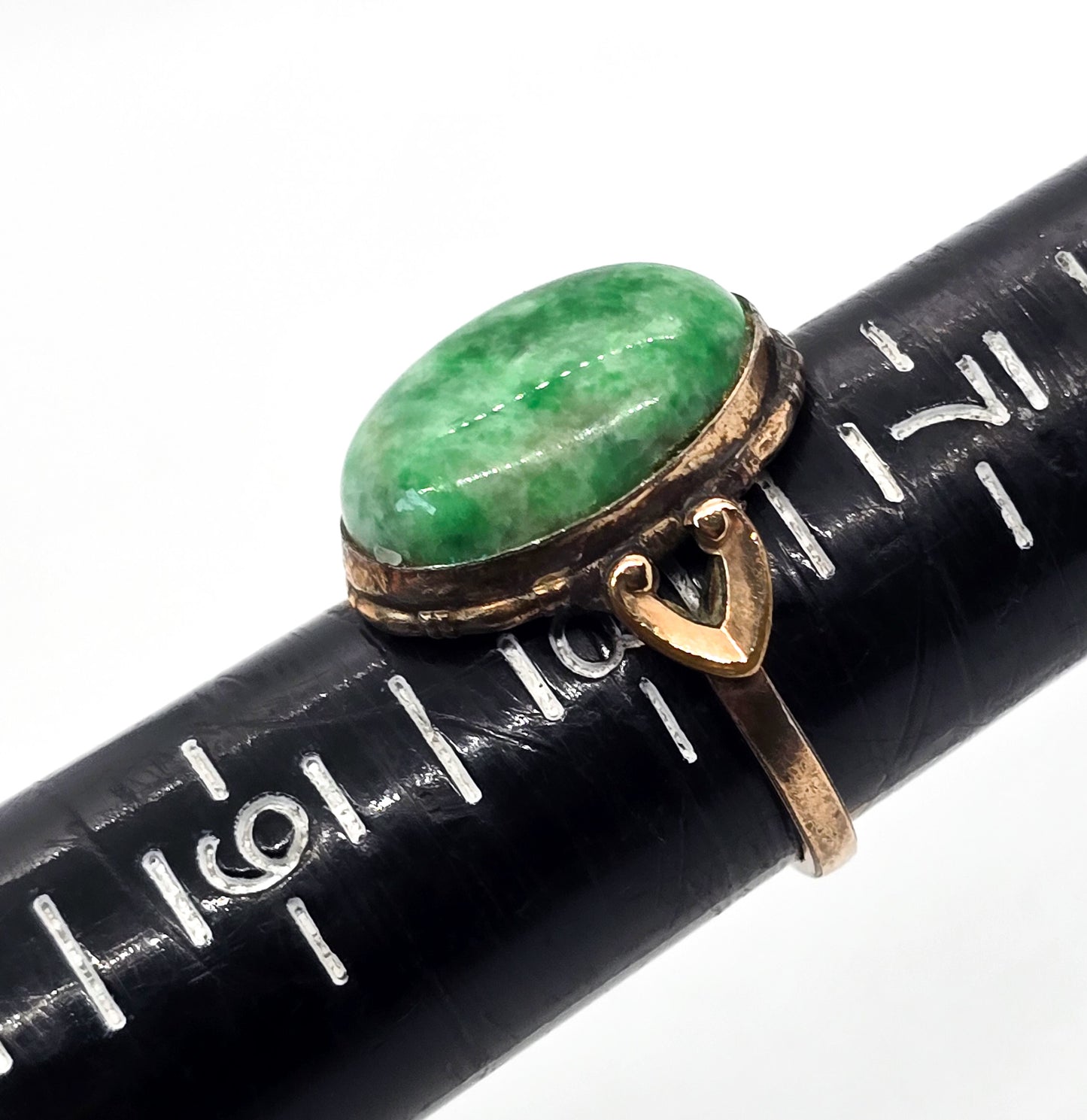 Clark and Coombs green jade gemstone antique Art Deco ring size 8