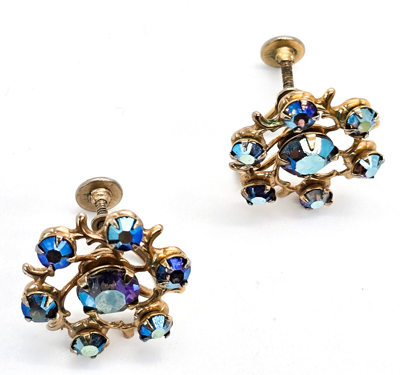 Weiss blue aurora borealis rhinestone gold toned flower vintage screw back earrings