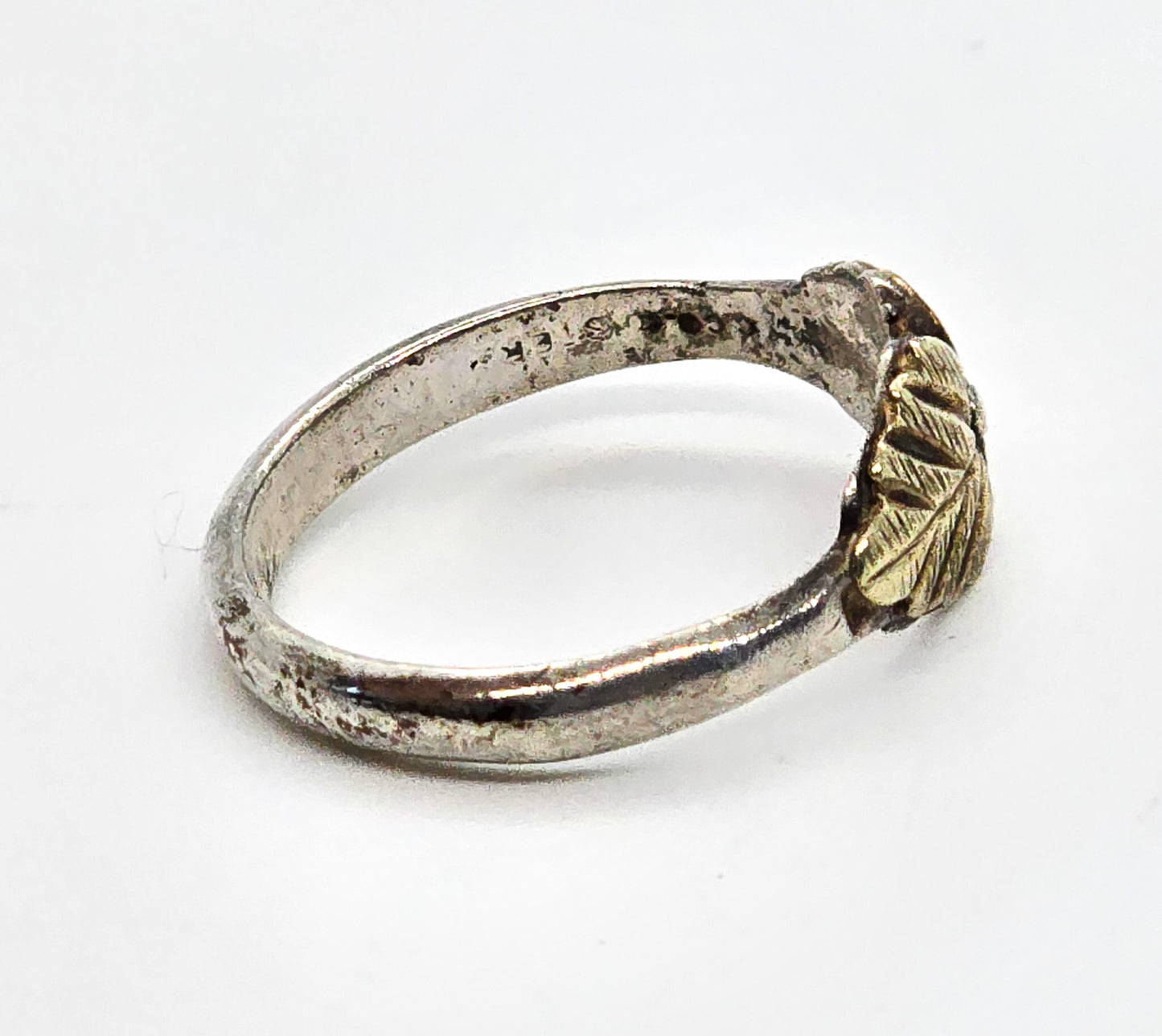 Coleman Co Black Hills Gold sterling silver yellow and rose gold vintage ring size 5.5