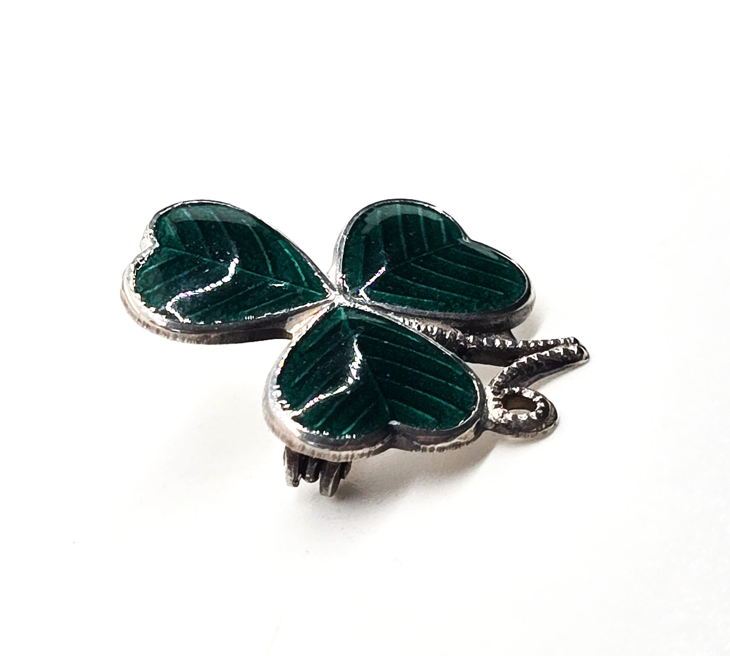 Clover Guilloche green enamel vintage Irish sterling silver brooch hallmarked