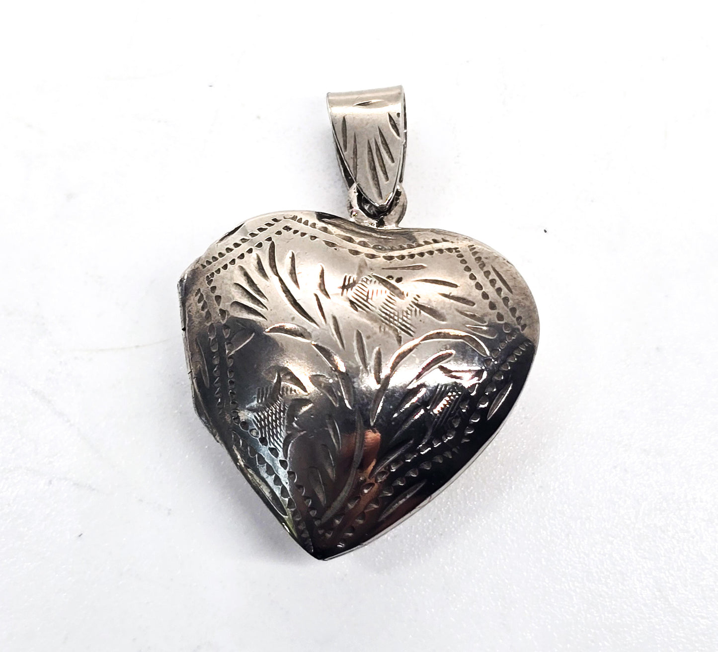 Etched Heart vintage locket sterling silver retro 1980's SD signed pendant