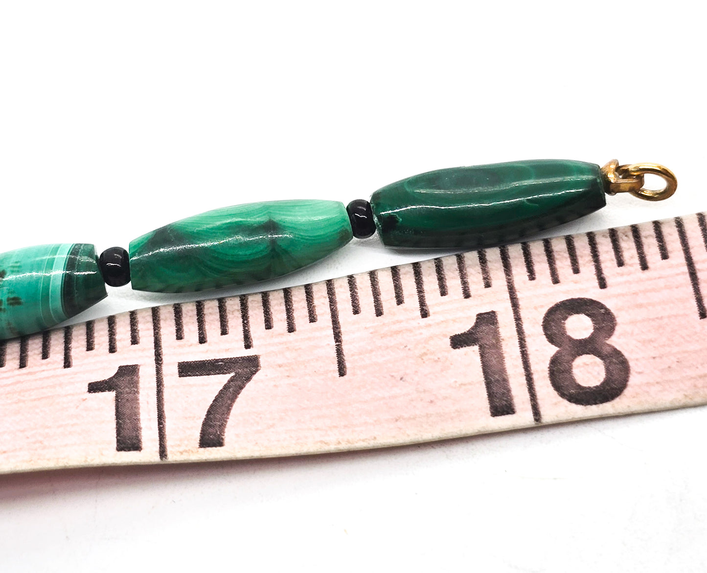 Malachite oblong elongated beaded 12k golf filled vintage gemstone necklace