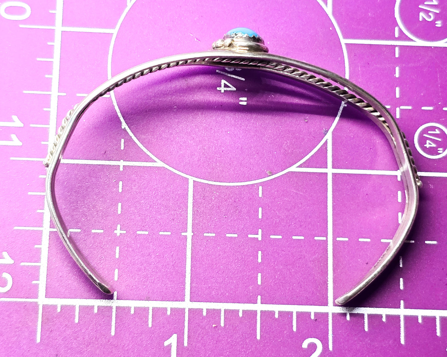 Navajo Native American petite Turquoise sterling silver feather vintage cuff bracelet