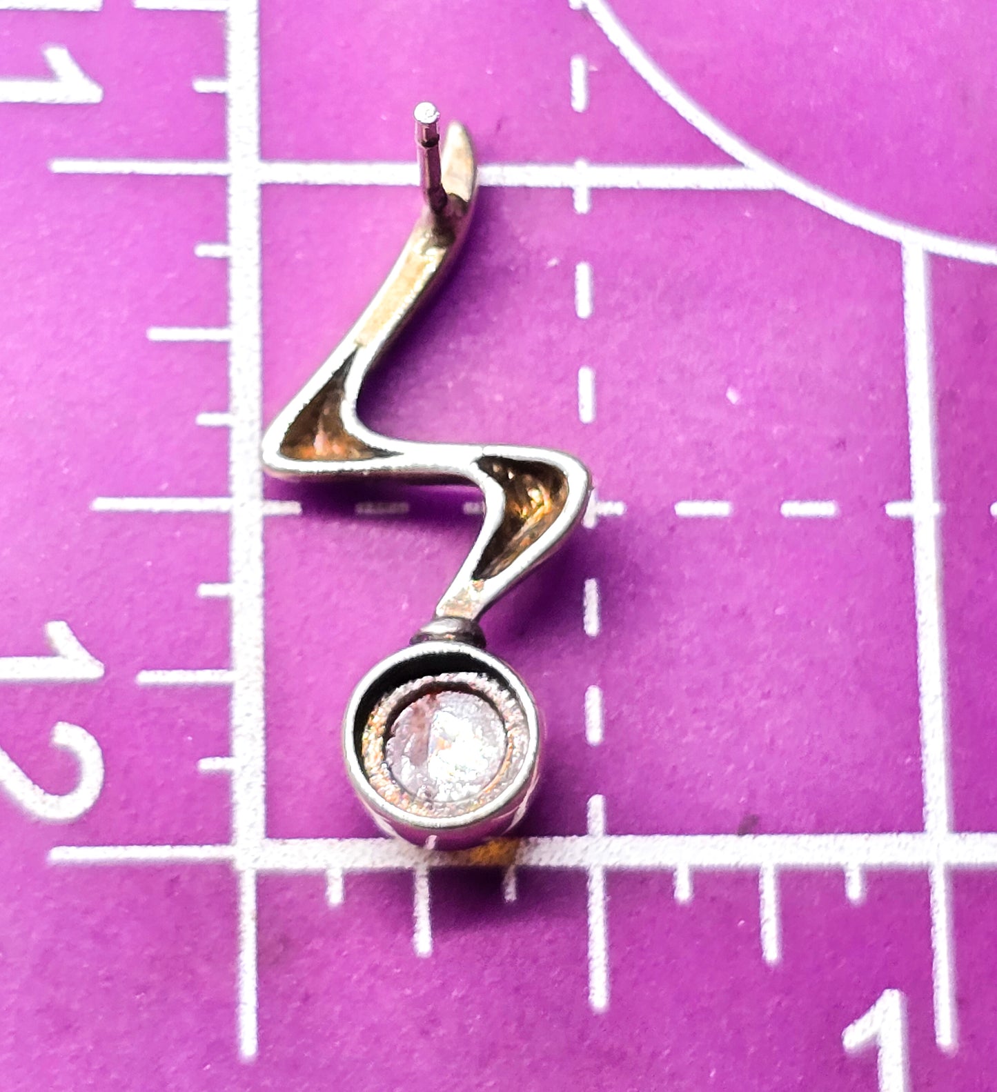 Modernist abstract cognac Baltic Amber zig zag vintage sterling silver earrings