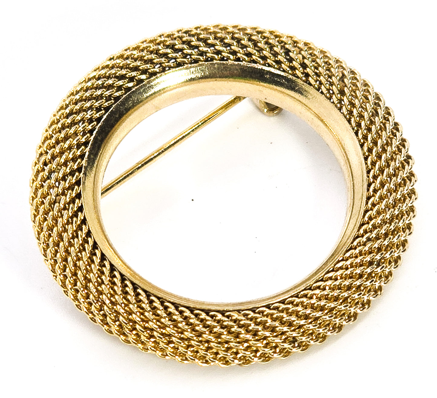 Retro gold mesh infinity circle gold toned 1980's brooch