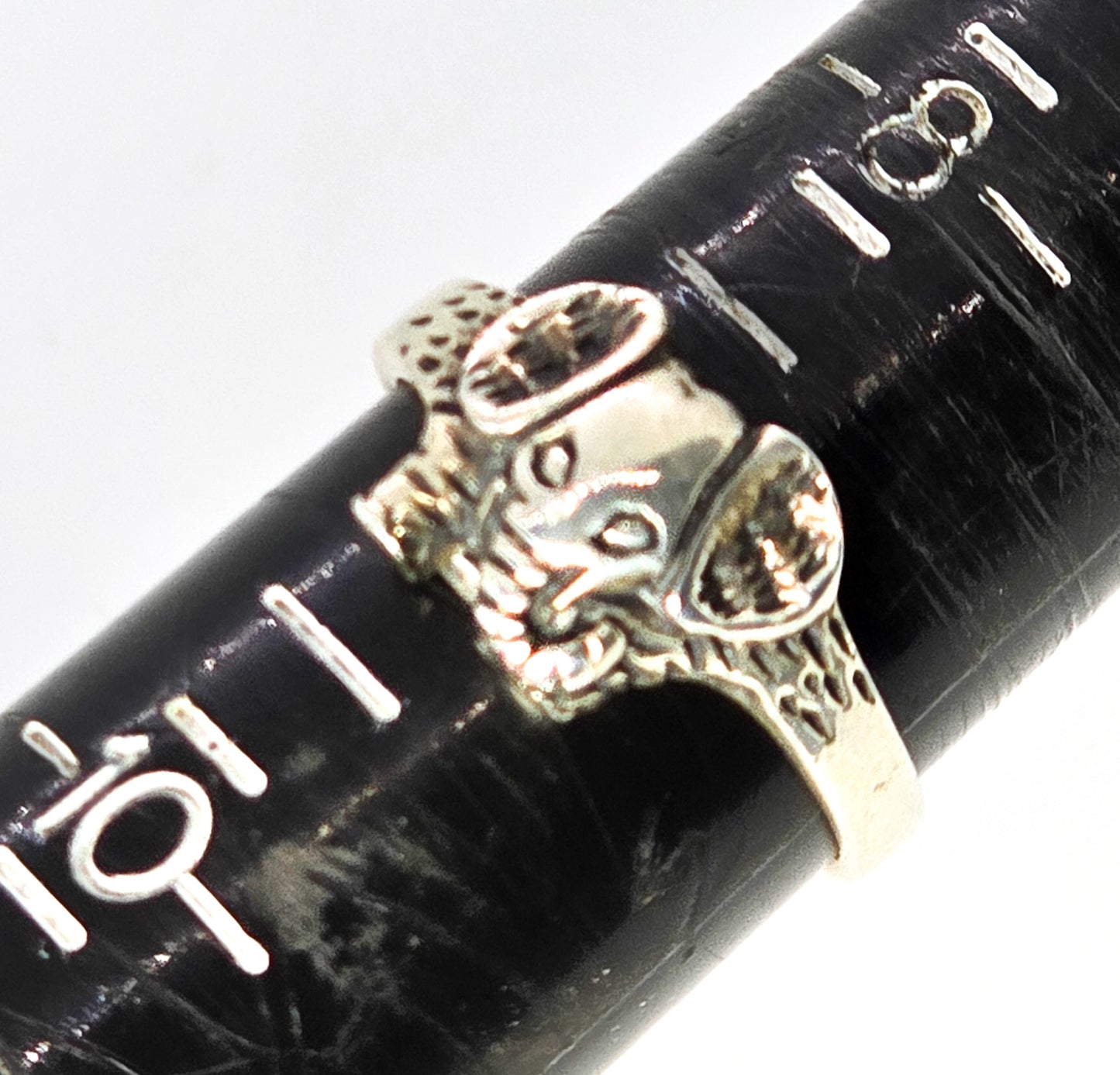 Elephant Detailed full body sterling silver vintage ring size 9