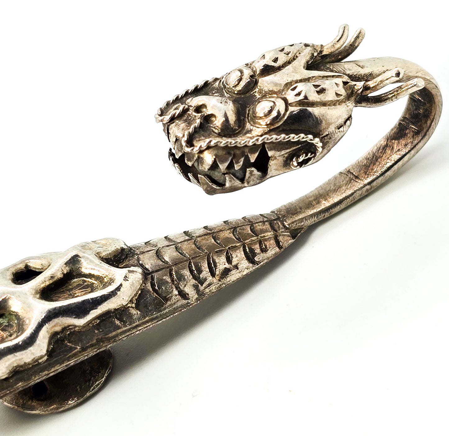 Oriental Dragon sterling silver Belt hook antique lucky fortune Feng Shui Belt clip