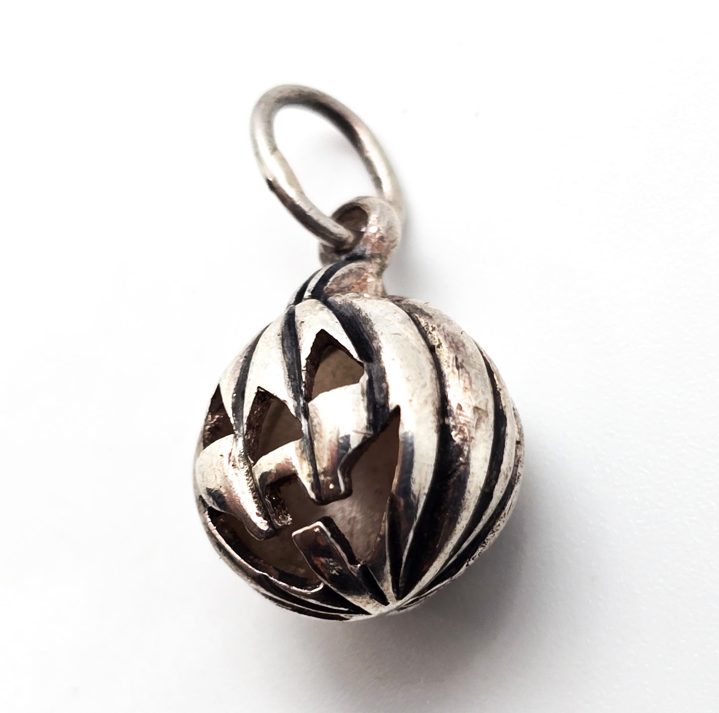 Jack o Lantern Halloween 3D smiling sterling silver bracelet charm