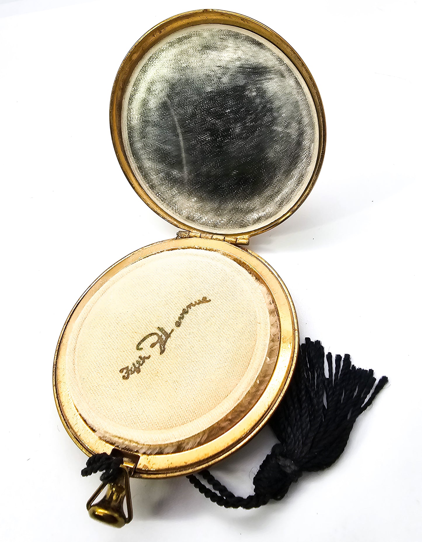 Zell Fifth Avenue gold tones vintage mirror powder compact with tassel mesh case