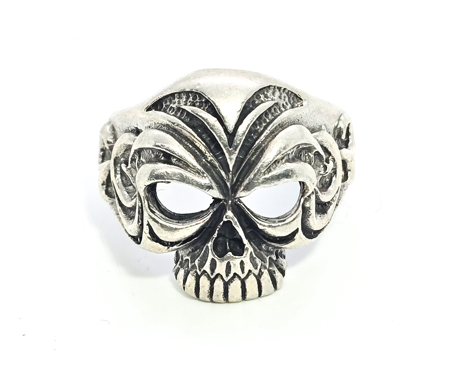 Tribal skull retro biker thick sterling silver skull with open eyes men's ring size 11