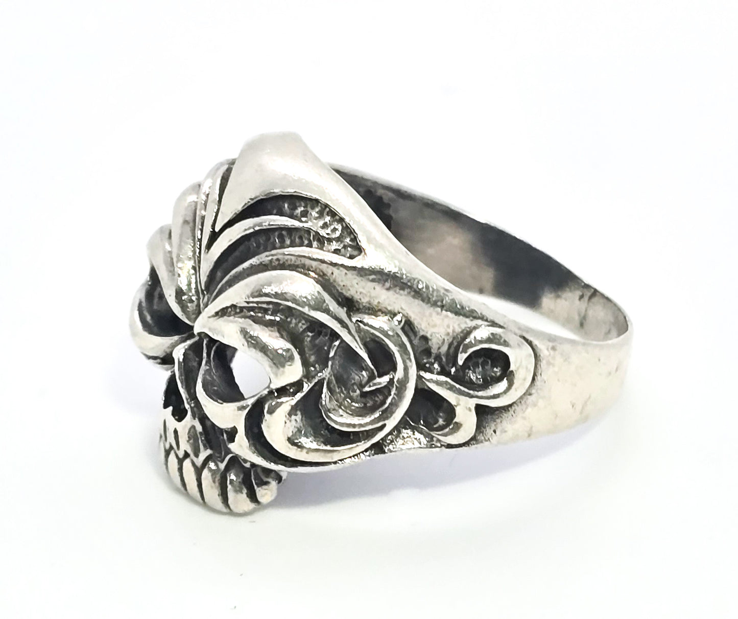 Tribal skull retro biker thick sterling silver skull with open eyes men's ring size 11