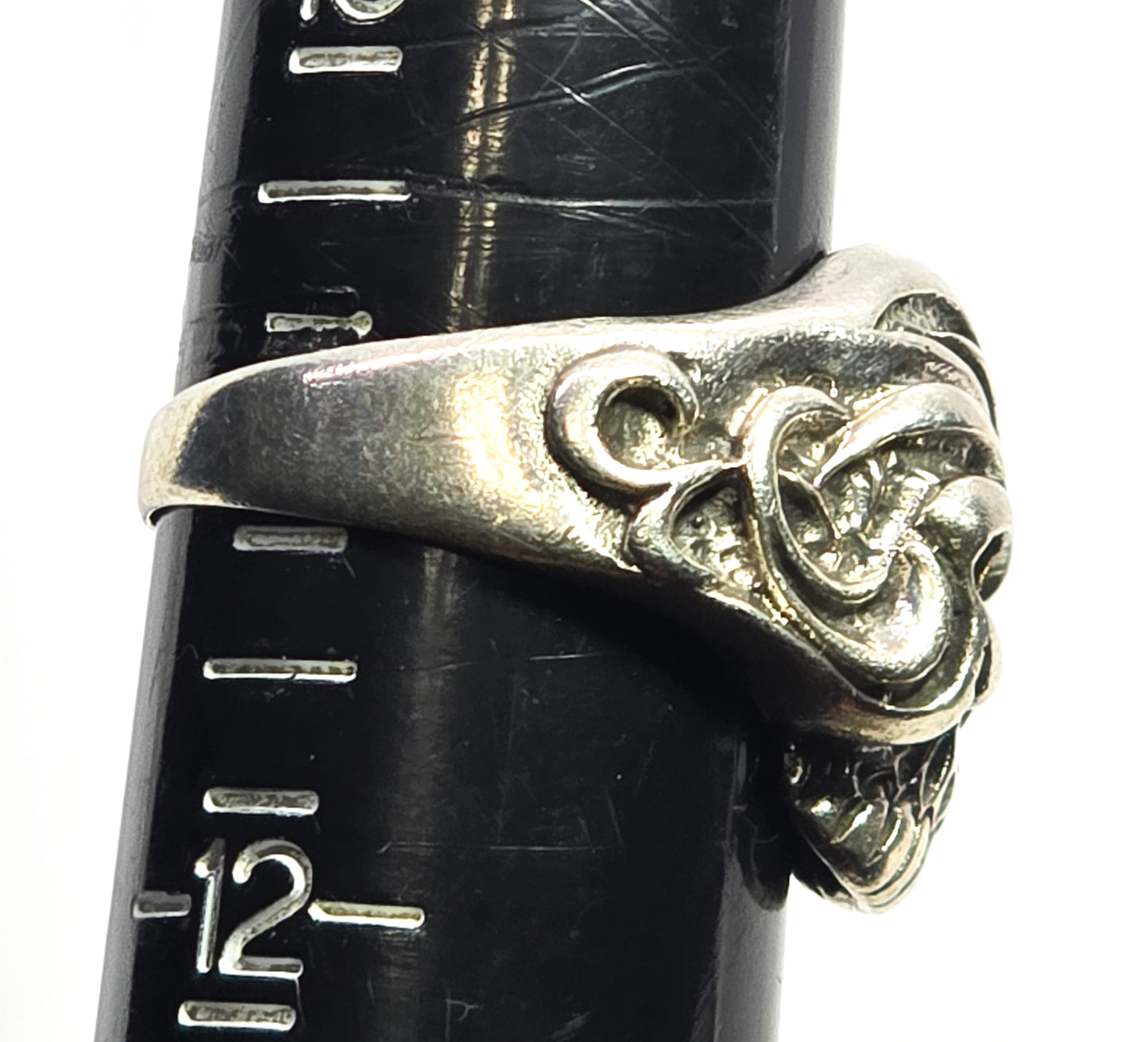 Tribal skull retro biker thick sterling silver skull with open eyes men's ring size 11