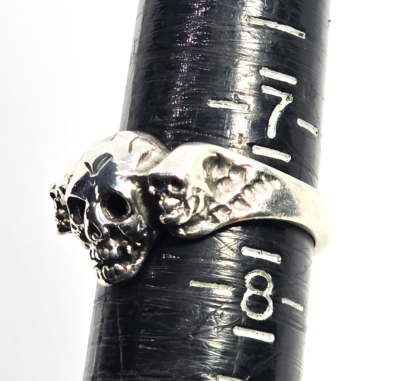 Triple skull head vintage solid sterling silver retro biker gothic ring size 7.5
