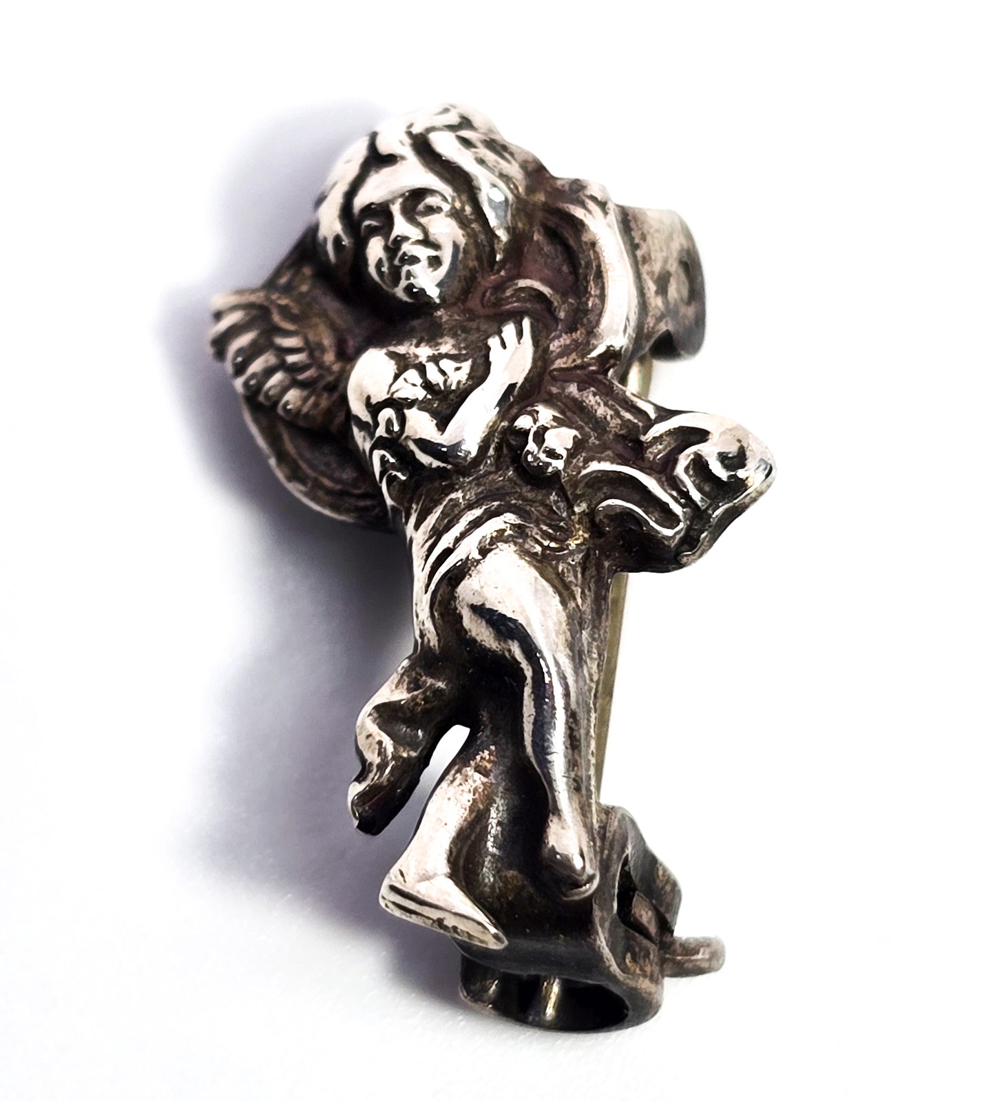 Cherub Cupid Putti Repousse antique Edwardian small Vintage Sterling Silver Brooch pin