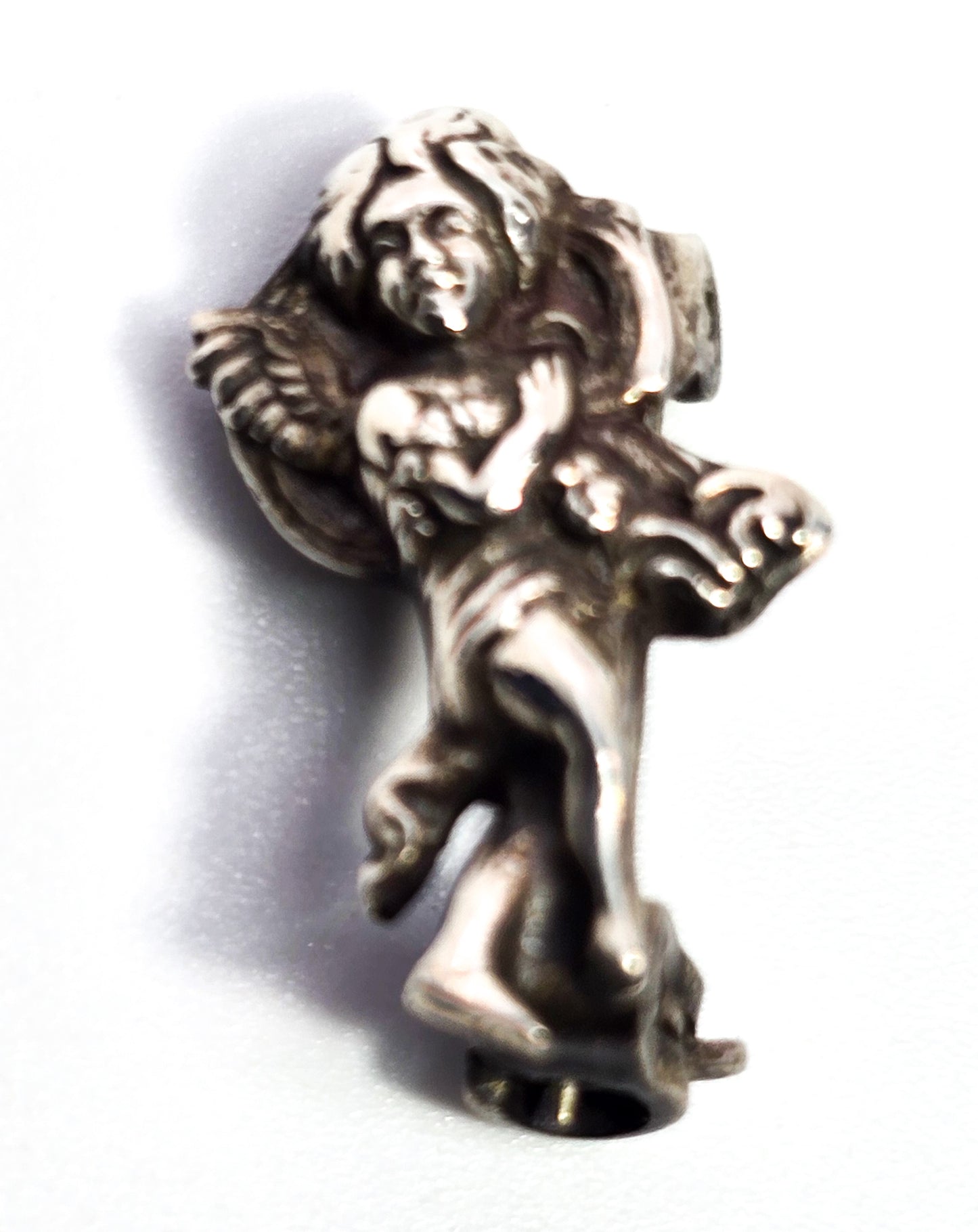 Cherub Cupid Putti Repousse antique Edwardian small Vintage Sterling Silver Brooch pin